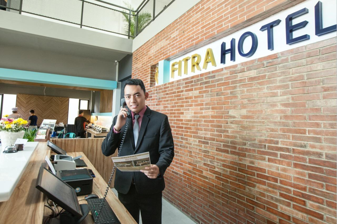 Fitra Hotel Majalengka Exterior foto